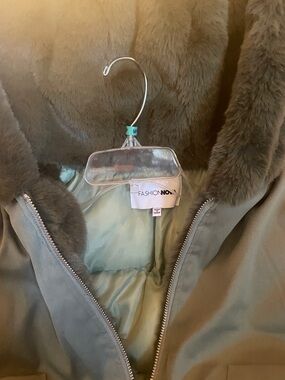 Fashion Nova Light Olive Green Faux Fur Trim Puffer Coat